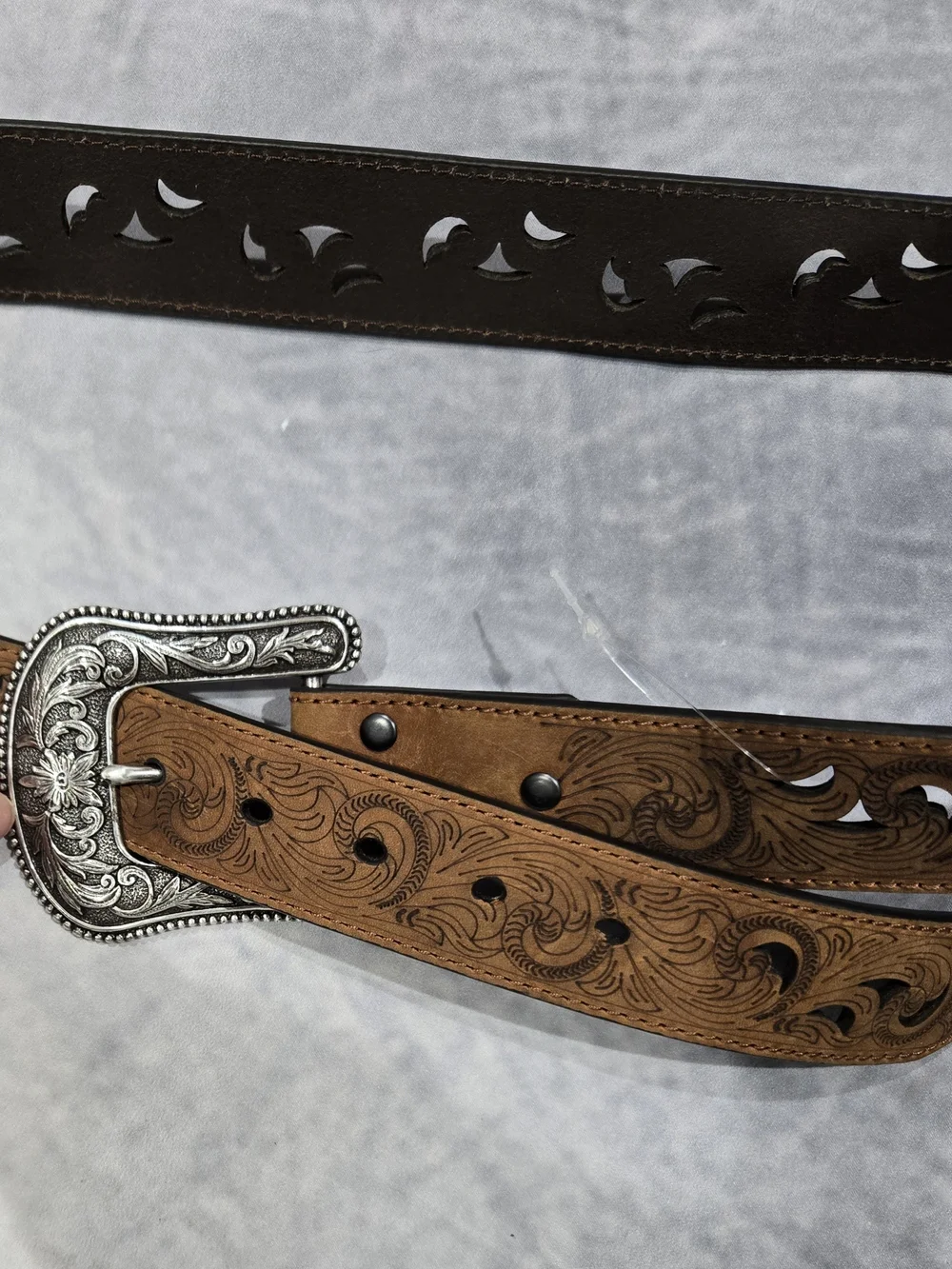 Ariat Women's Scroll Paisley brown leather belt